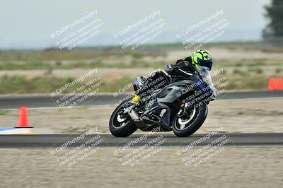 media/Apr-18-2025-TrackDaz (Fri) [[45f5874c44]]/C Group/Session 1 (Turn 7)/